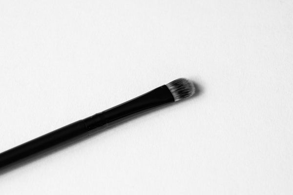 BB11 Small Flat Concealer Brush